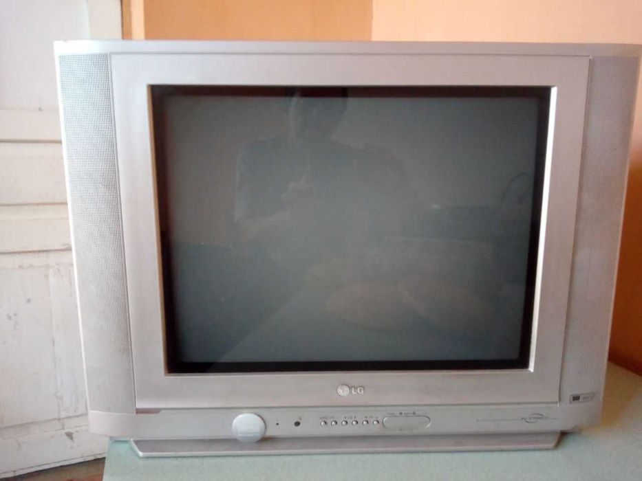 Телевизор LG Flatron