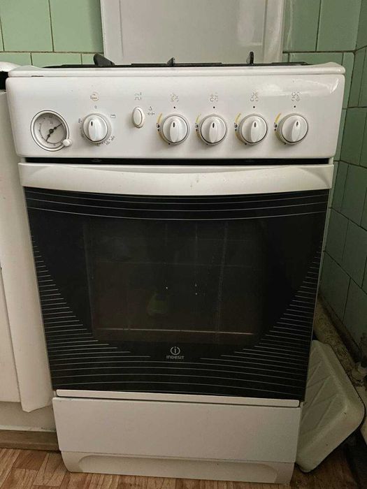 Кухонная плита Indesit