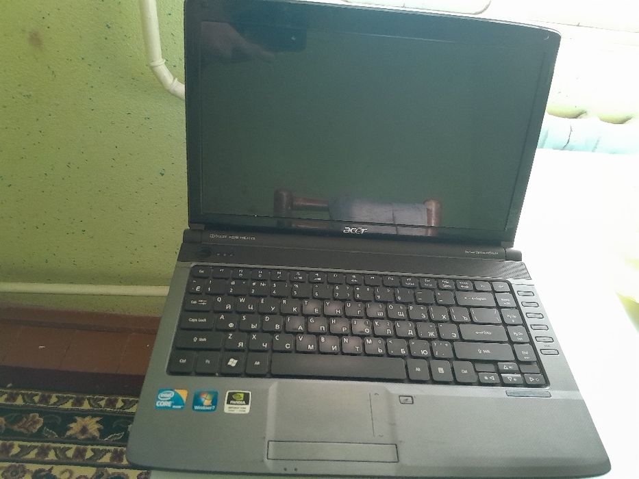 Noutbuk acer cor i3