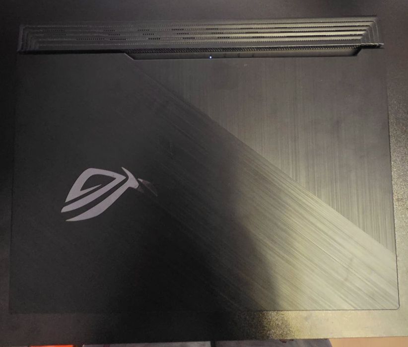 Laptop Gaming Asus Rog / i7-10750H / GTX 1650 TI / 16GB RAM 3200 Mhz