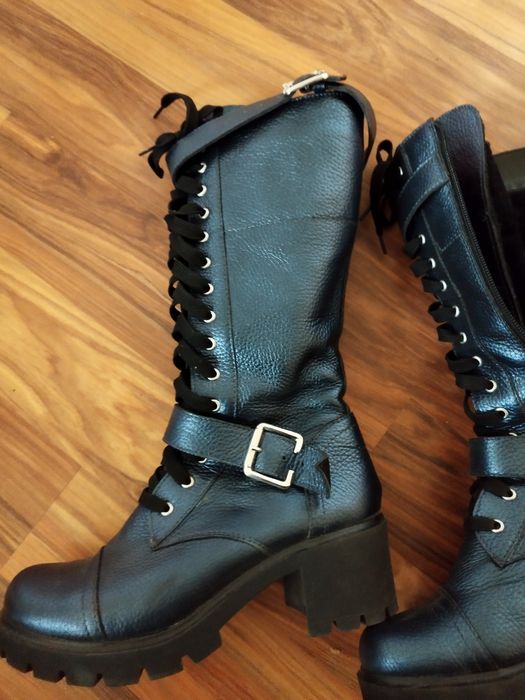 Ghete dama din piele