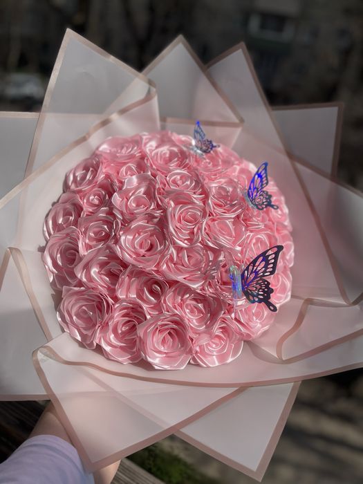 Букет из атласной ленты