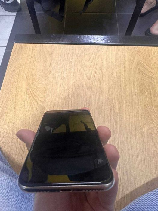iphone X 64 гб не битый экран новый