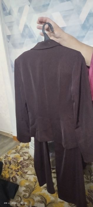 Продам женские вещи