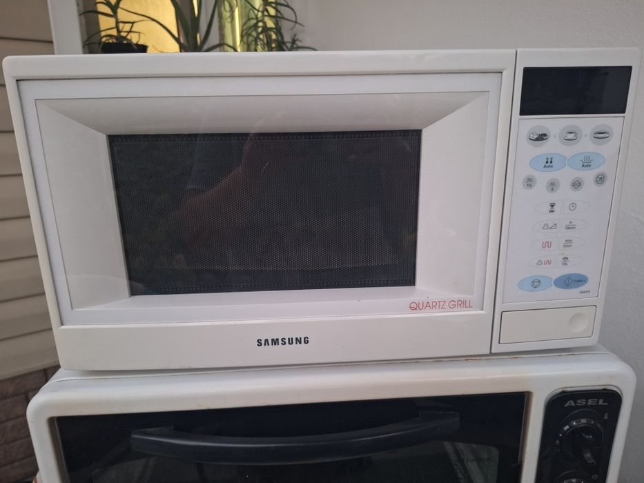 Микроволновка Samsung