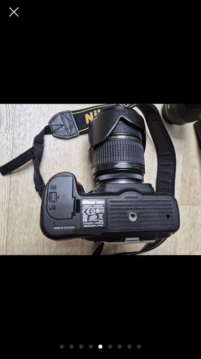 Фотоаппарат Никон  D200
