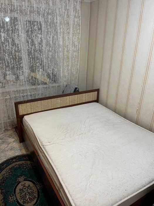 Спальный кровать