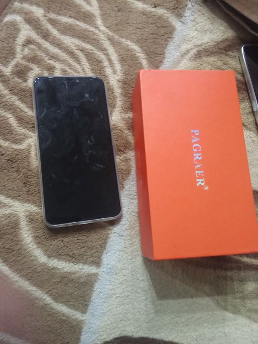 Продам новый телефон