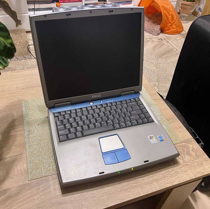 Laptop Dell Inspiron 5150 – Intel Pentium 4 - retro