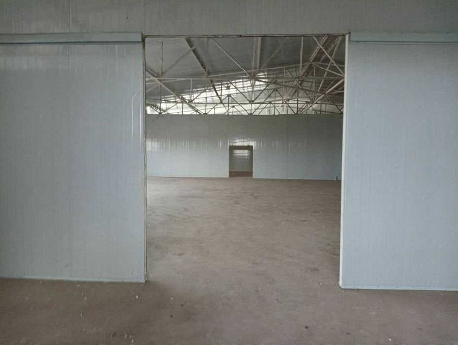 Продаётся производственный склад.