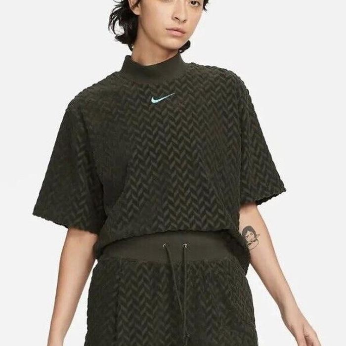 Дамски тениски - различни размери