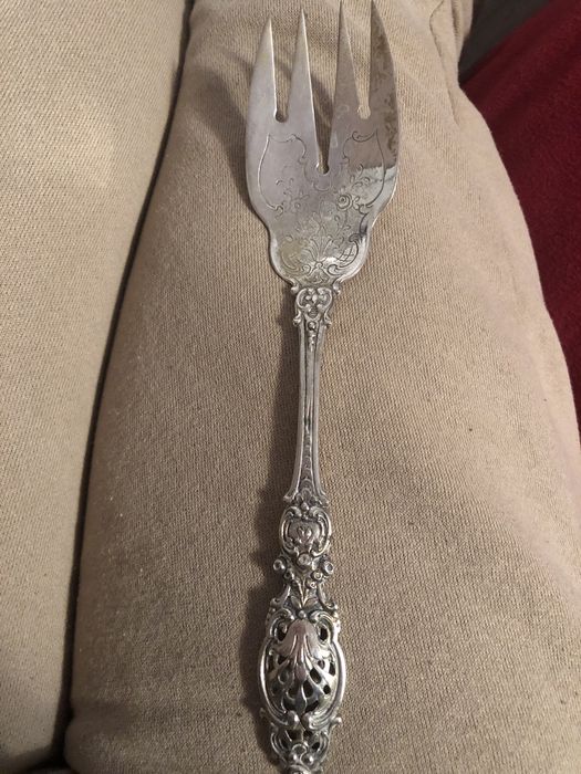 Масивен кухненски прибор