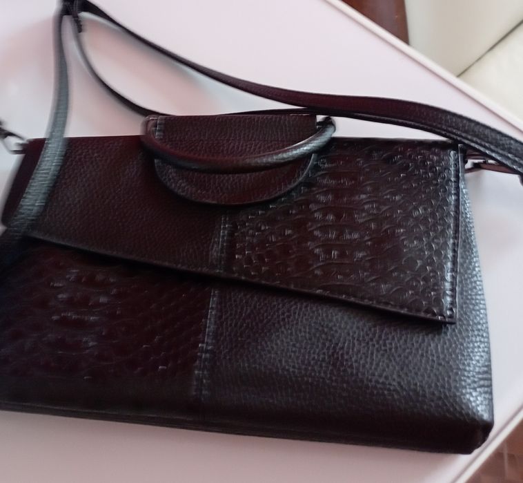 Новая сумка, черной цвет