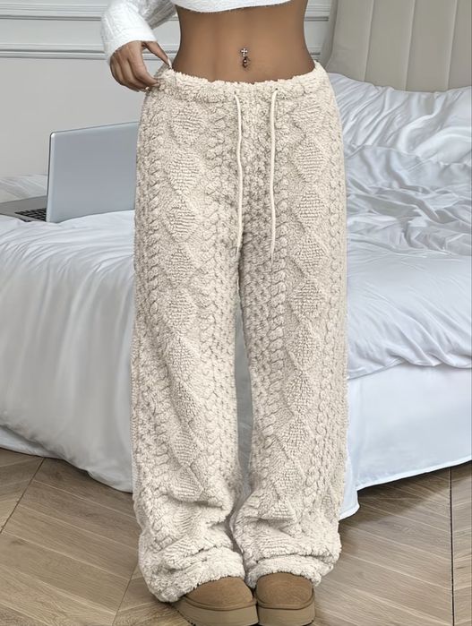 Женские пушистики)