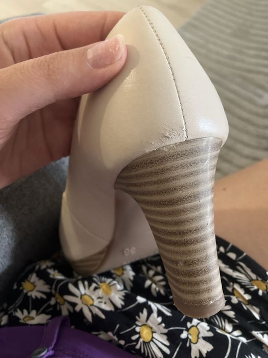 Евтини Обувки тамарис в цвят слонова кост, естествена кожа, 36, нови