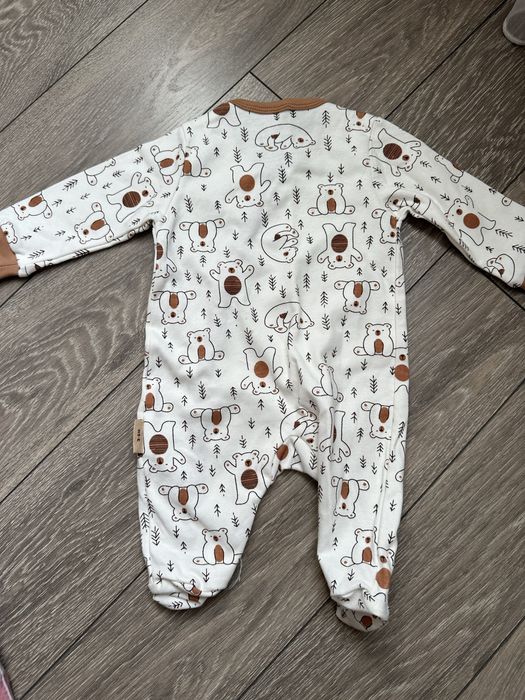 Продам детские вещи