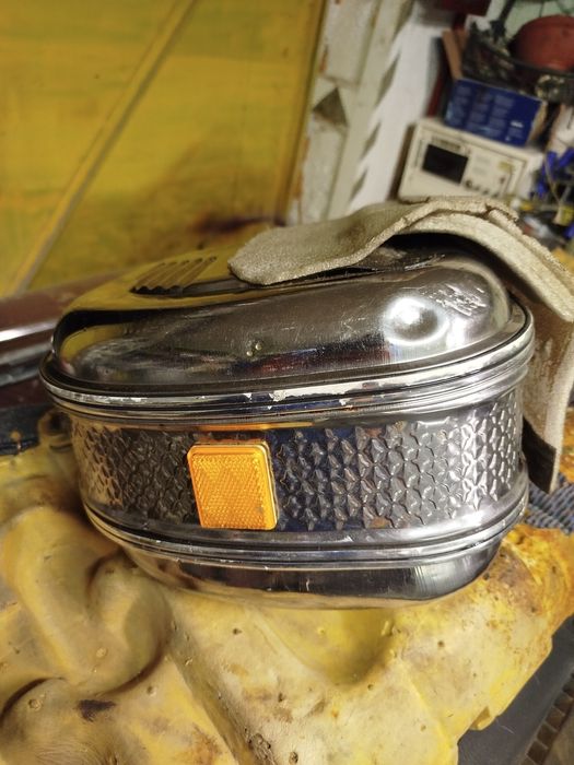 Багажник на мото