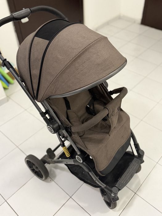 Детская коляска в отличном состояний