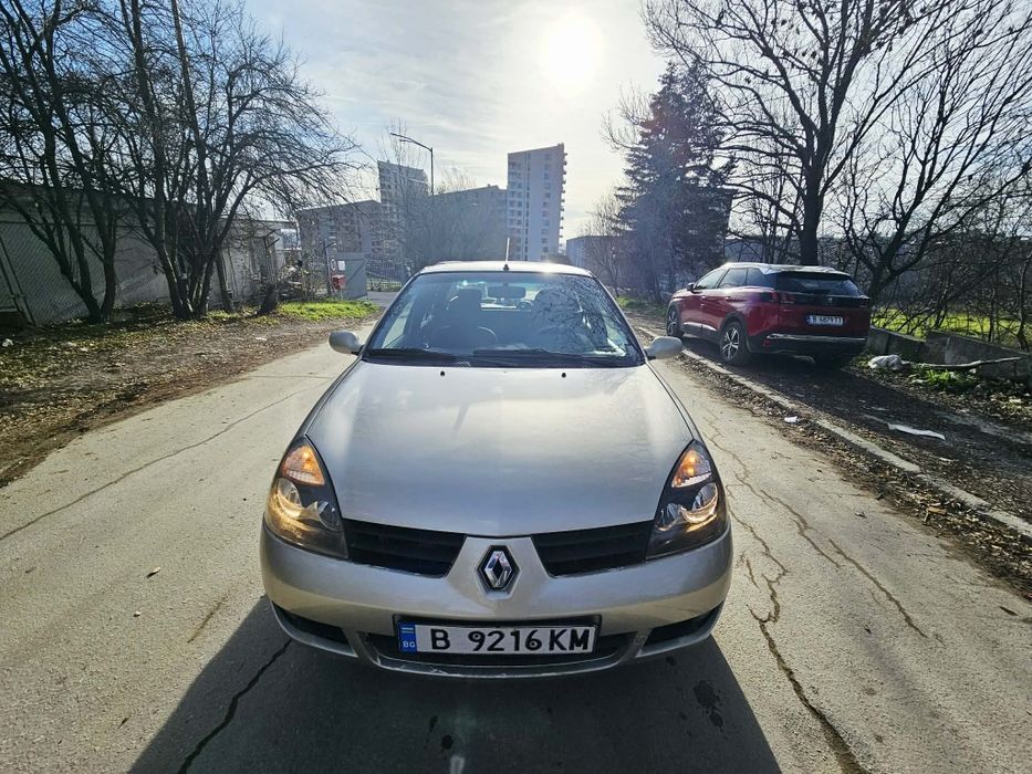 Renault Symbol бежов