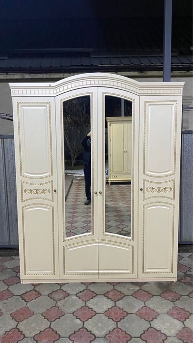 Спальный гарнитур+доставка