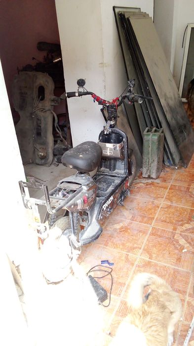 Электро скутер не