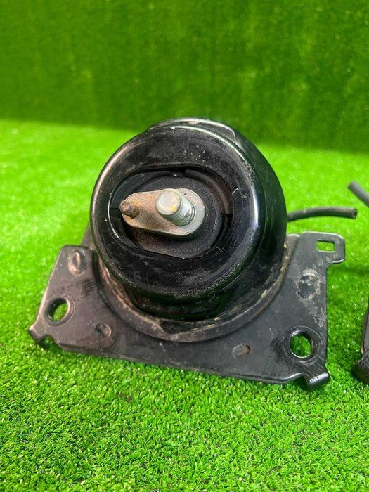 Подушка двигателя на тойоту прадо 150