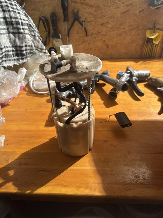 Продам Рабочиий бензонасос