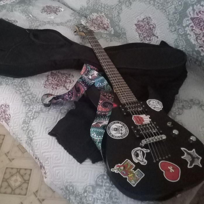 Электрогитара "Shecter diamond series"