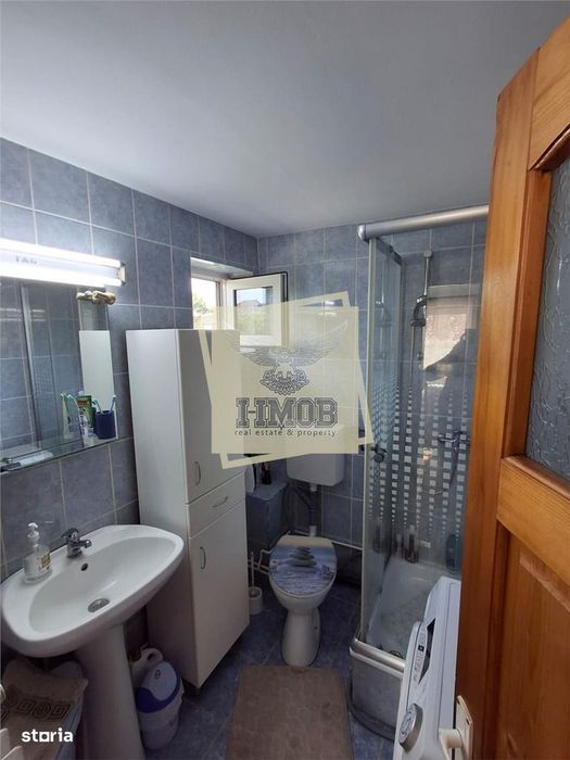 Apartament la casa 78 mpu pivnita| curte si parcare zona Sub-Arini