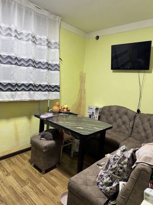 Срочно продаётся 1в2х,кирпичный дом,с огородом,42кв.м.Сергели,спутник5