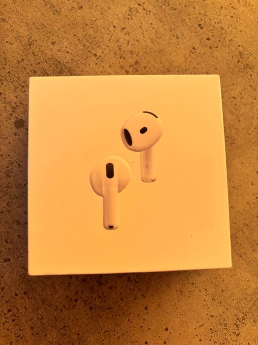 Airpods 4 ANC - чисто нови. Неразопаковани