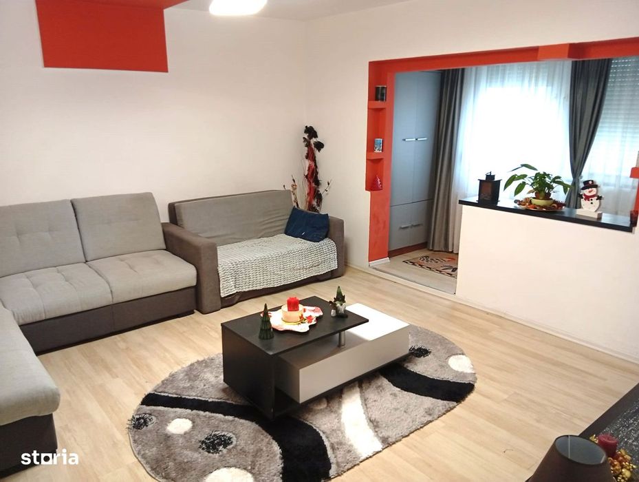 Apartament 3 camere in Confectii