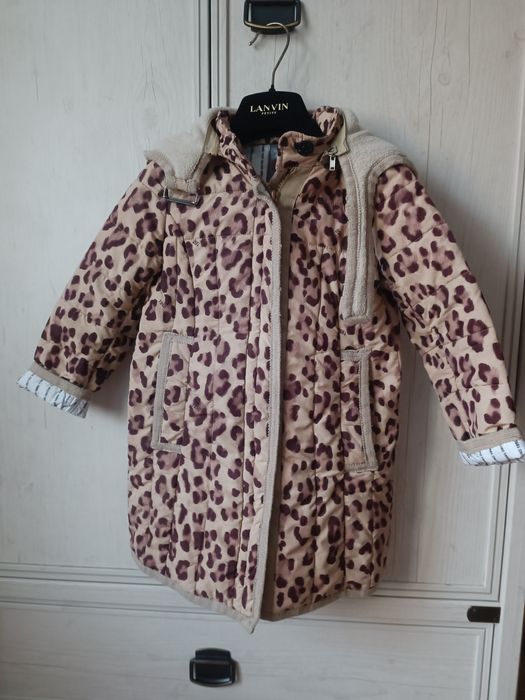 Куртки на девочку