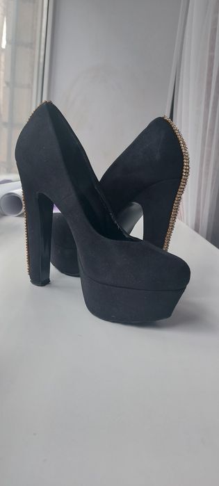 Продаю туфли 38 размер