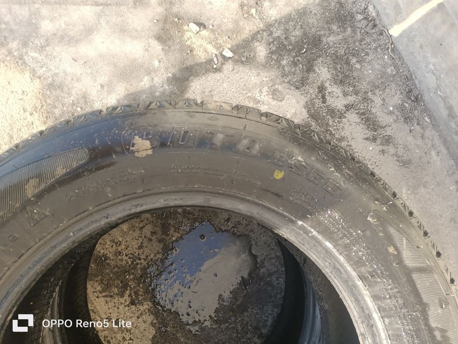 . Продам шины на 215× 60 × 16