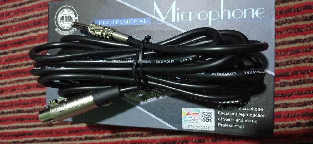 Микрофон проводной