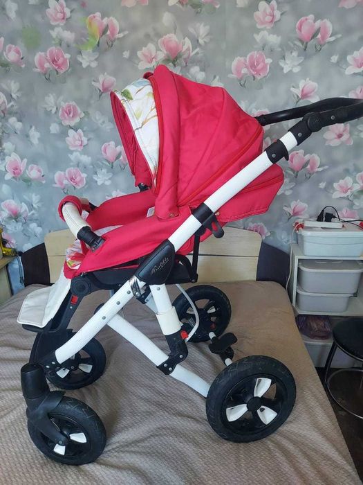 Продам коляску детскую