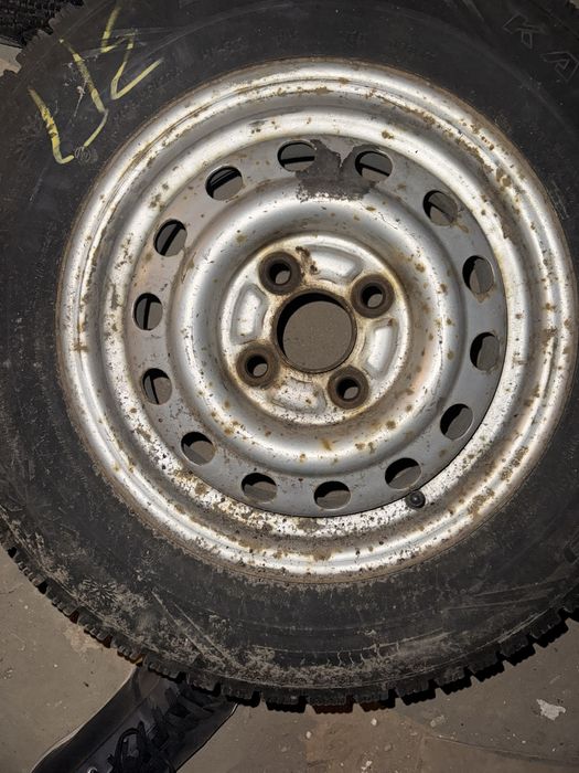 Зимние шины со стальными дисками