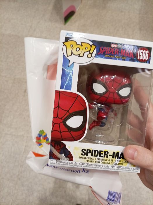 Funko Pop человек паук новый день