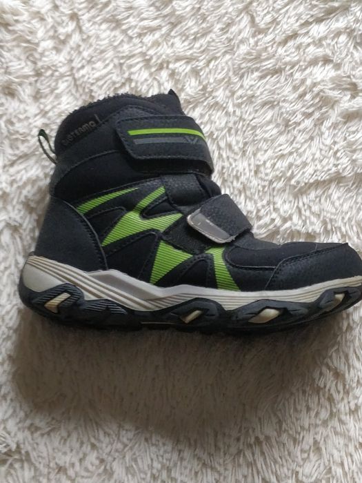 Продам зимние ботинки для мальчика