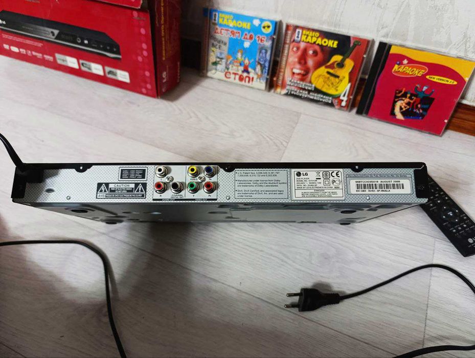 Караоке + DVD проигрыватель