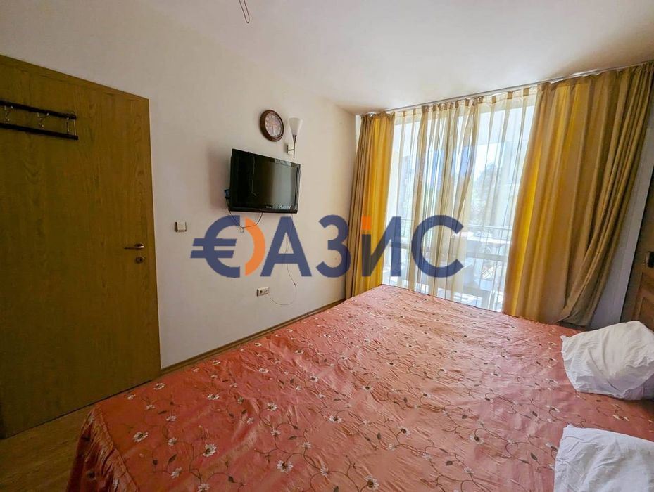Продава се Двустаен апартамент в к.к. Слънчев бряг - 63 кв.м за 1110 €/кв.м - Снимка #5