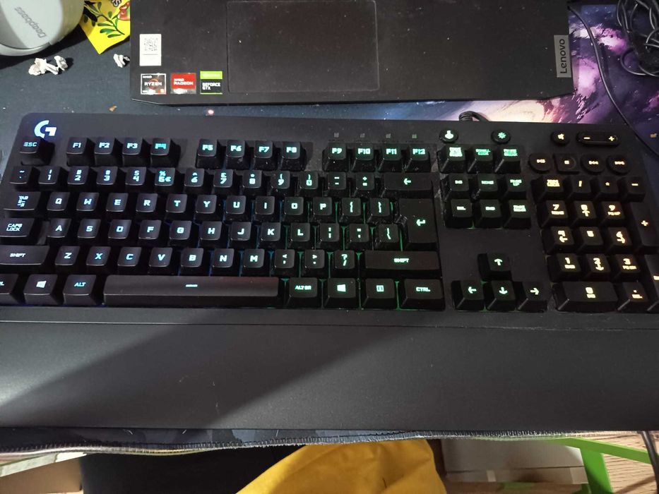 vand tastatura si mousepad