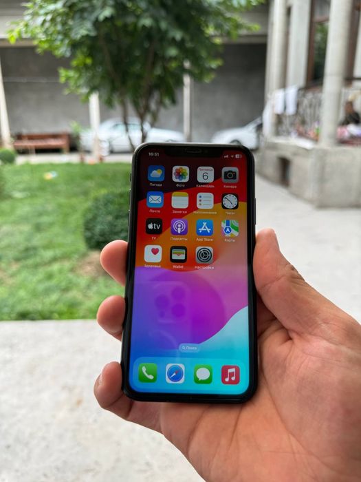 iPhone XR Black LL/A