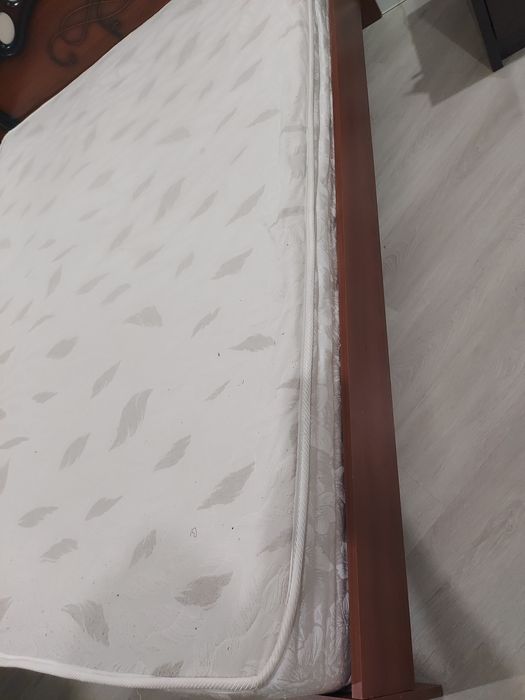 Продам матрас б/у