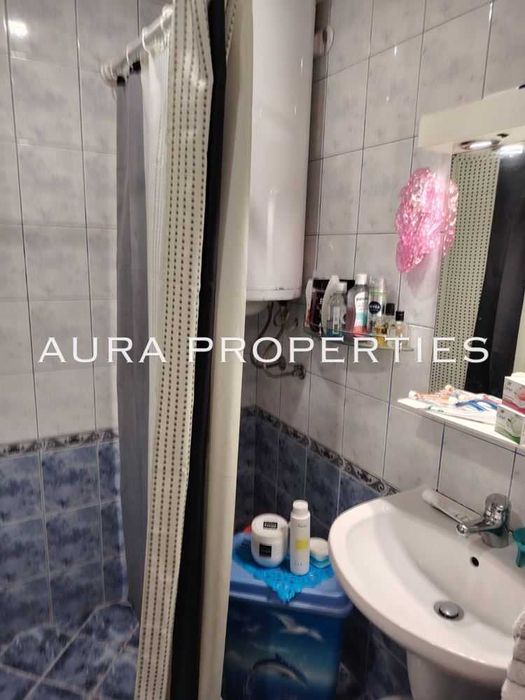 Продава се Тристаен апартамент в Разград, Житница - 98 кв.м за 682 €/кв.м - Снимка #7