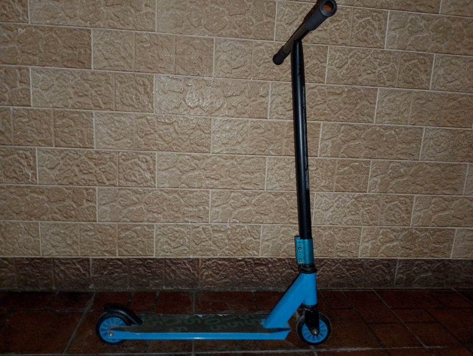 Продам самокат недорого