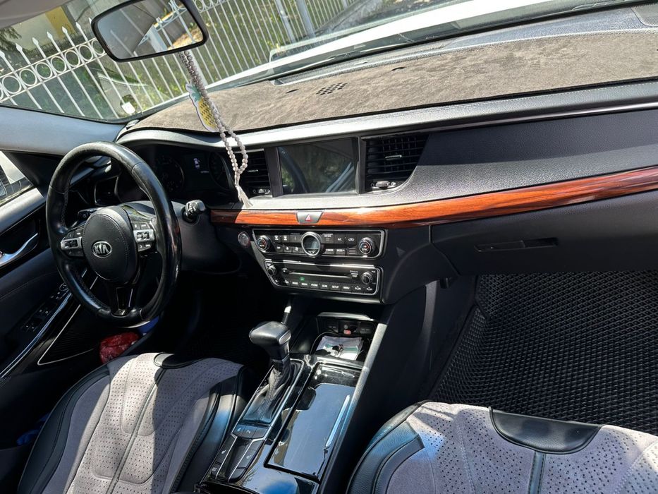 Продам kia k7 в идеальном состоянии