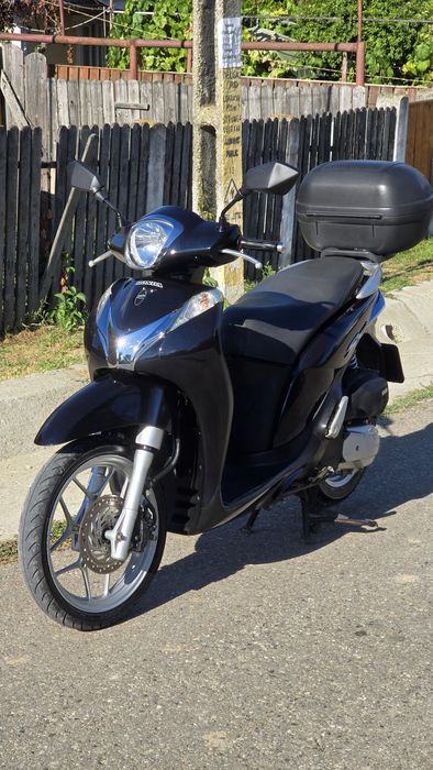 Scuter Honda SH mode 125 / 2015 / inmatriculat Ro