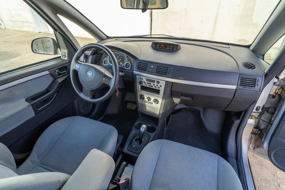 Vând Opel Meriva din 2004
